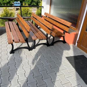 Spevnené plochy na cintoríne Kvašov